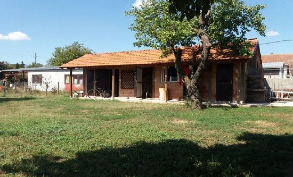 House  near  Belgrade / Boljevac