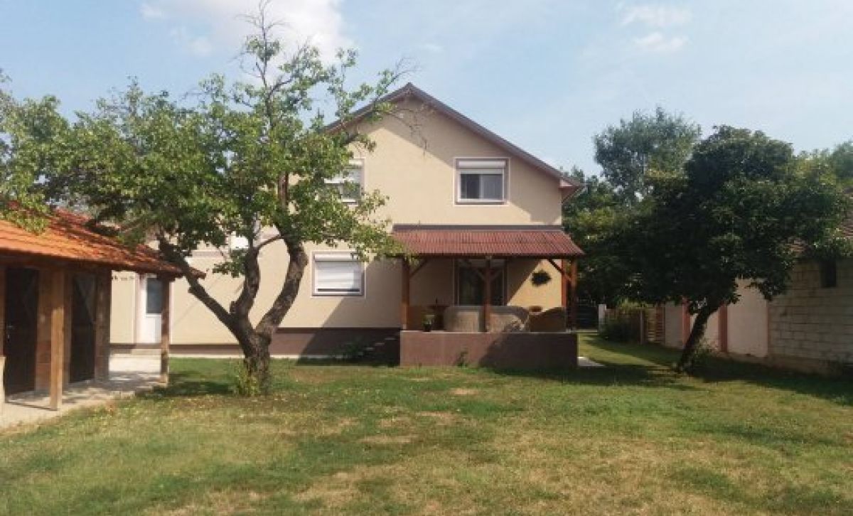 House  near  Belgrade / Boljevac