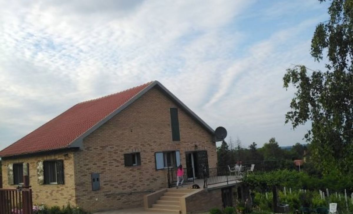 House  near  Belgrade / Kosmaj hills