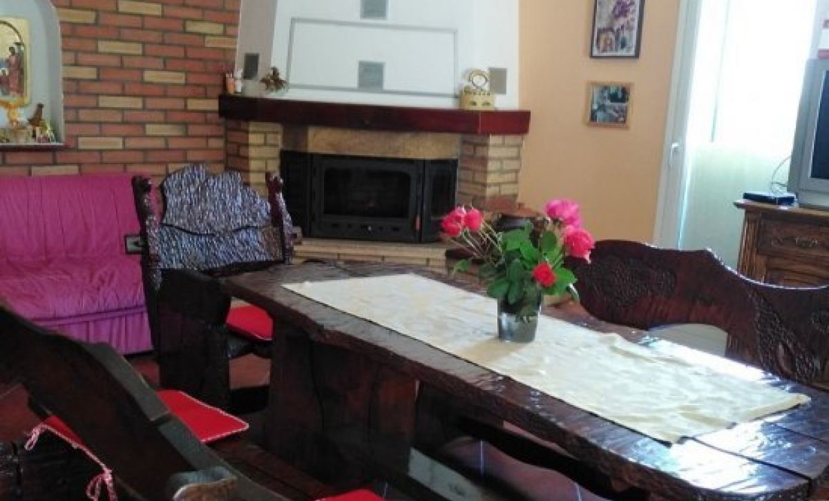 House  near  Belgrade / Kosmaj hills