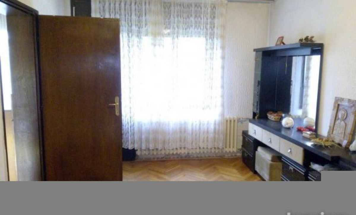 House  near  Belgrade / Obrenovac Urovci