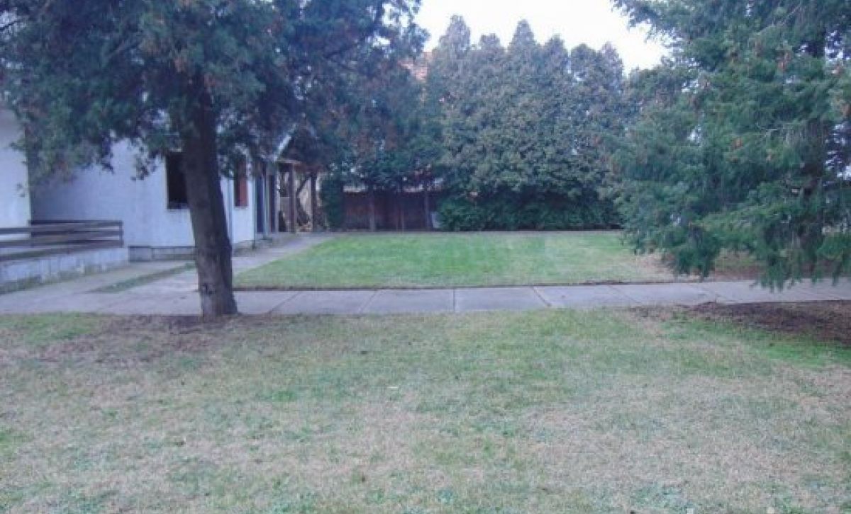 House  near  Belgrade / Obrenovac Urovci
