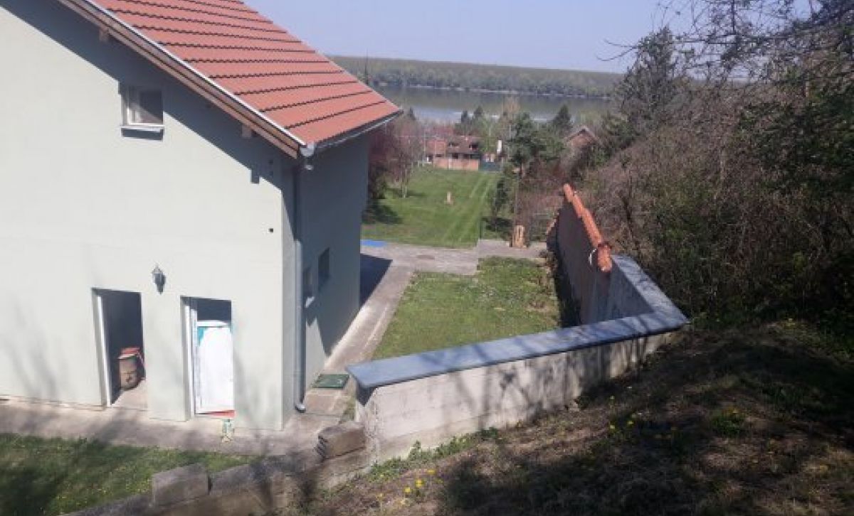 House near Novi Sad, with a view of the Danube river